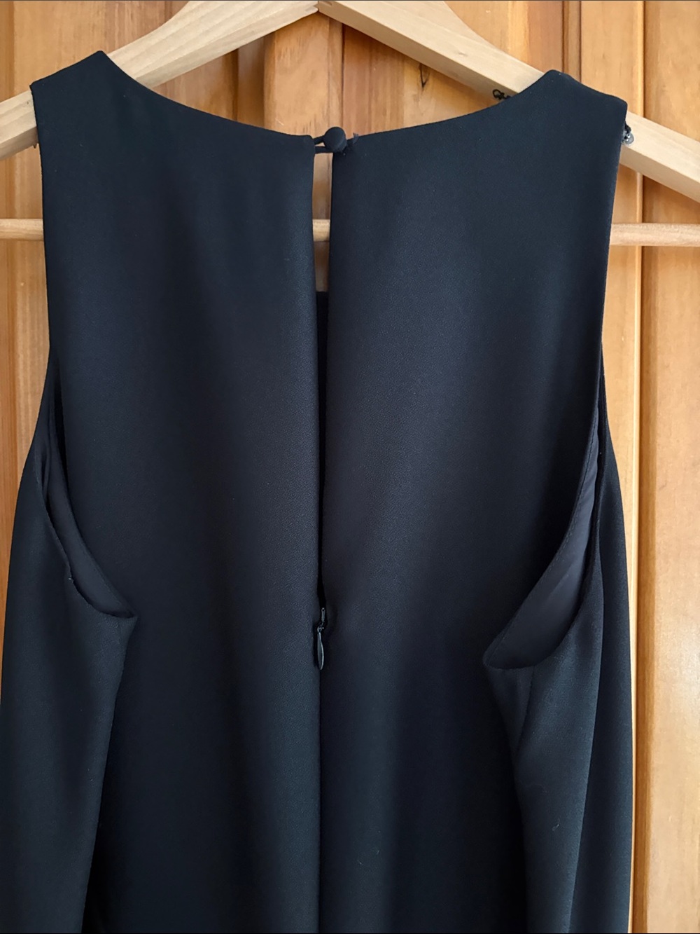 Banana Republic Black Sleeveless Wide-Leg Tie-Waist Jumpsuit lined,side pkts - Picture 9 of 9